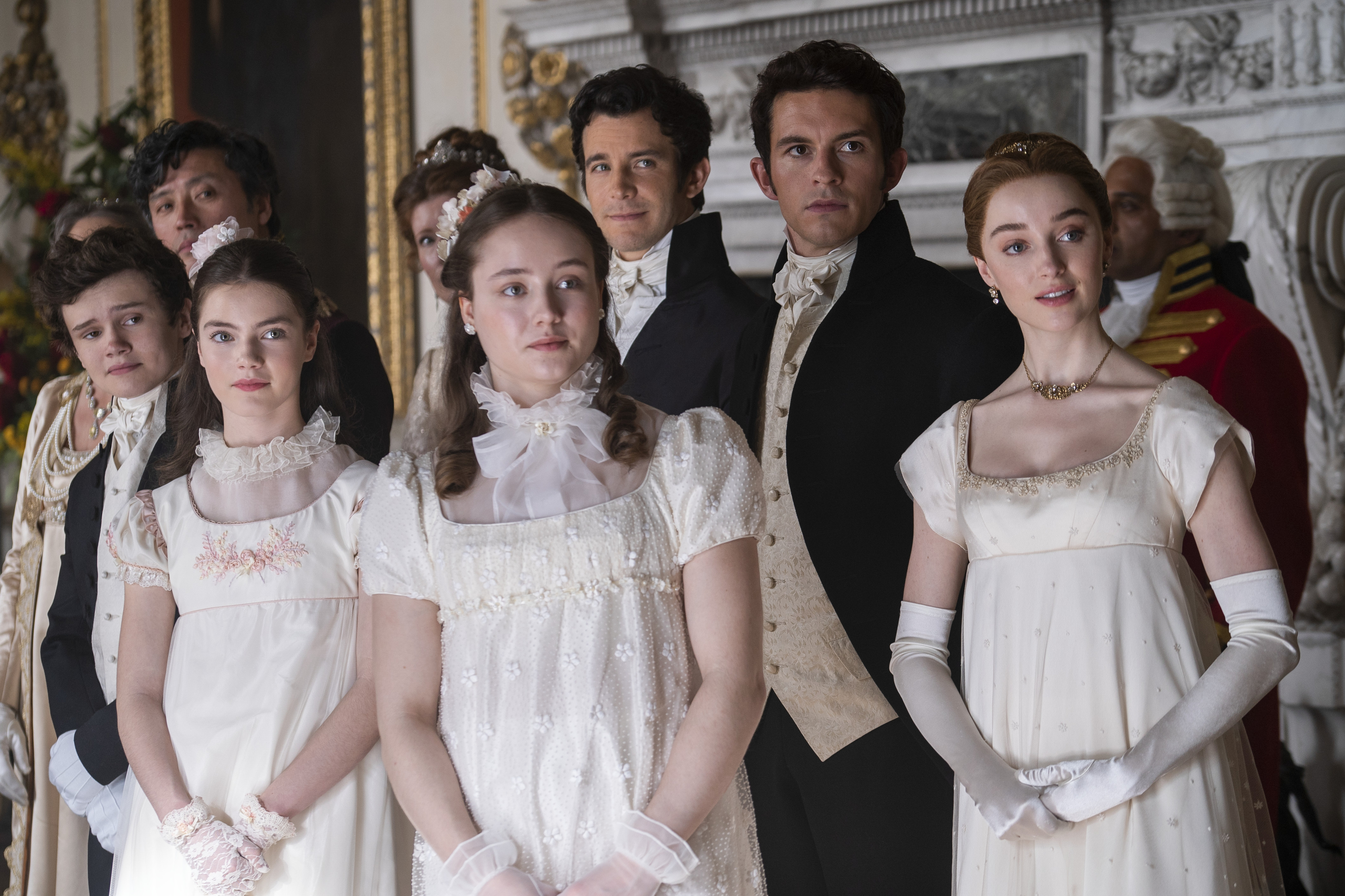 Will Tilston, Florence Hunt, Ruby Stokes, Luke Thompson, Jonathan Bailey and Phoebe Dynevor in Bridgerton